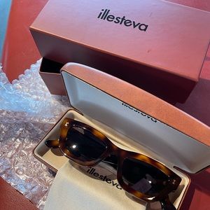 Illesteva Donna sunglasses NWT